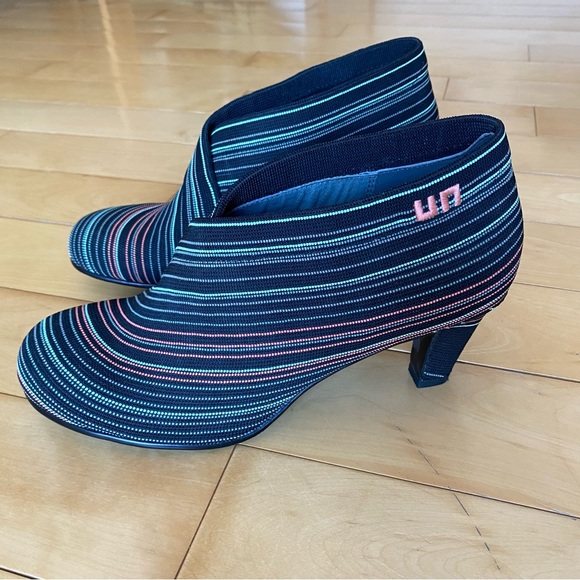 MJUS Italian Ankle Boots - EU 41 - Picture 8 of 12